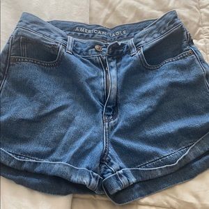 mom jean shorts